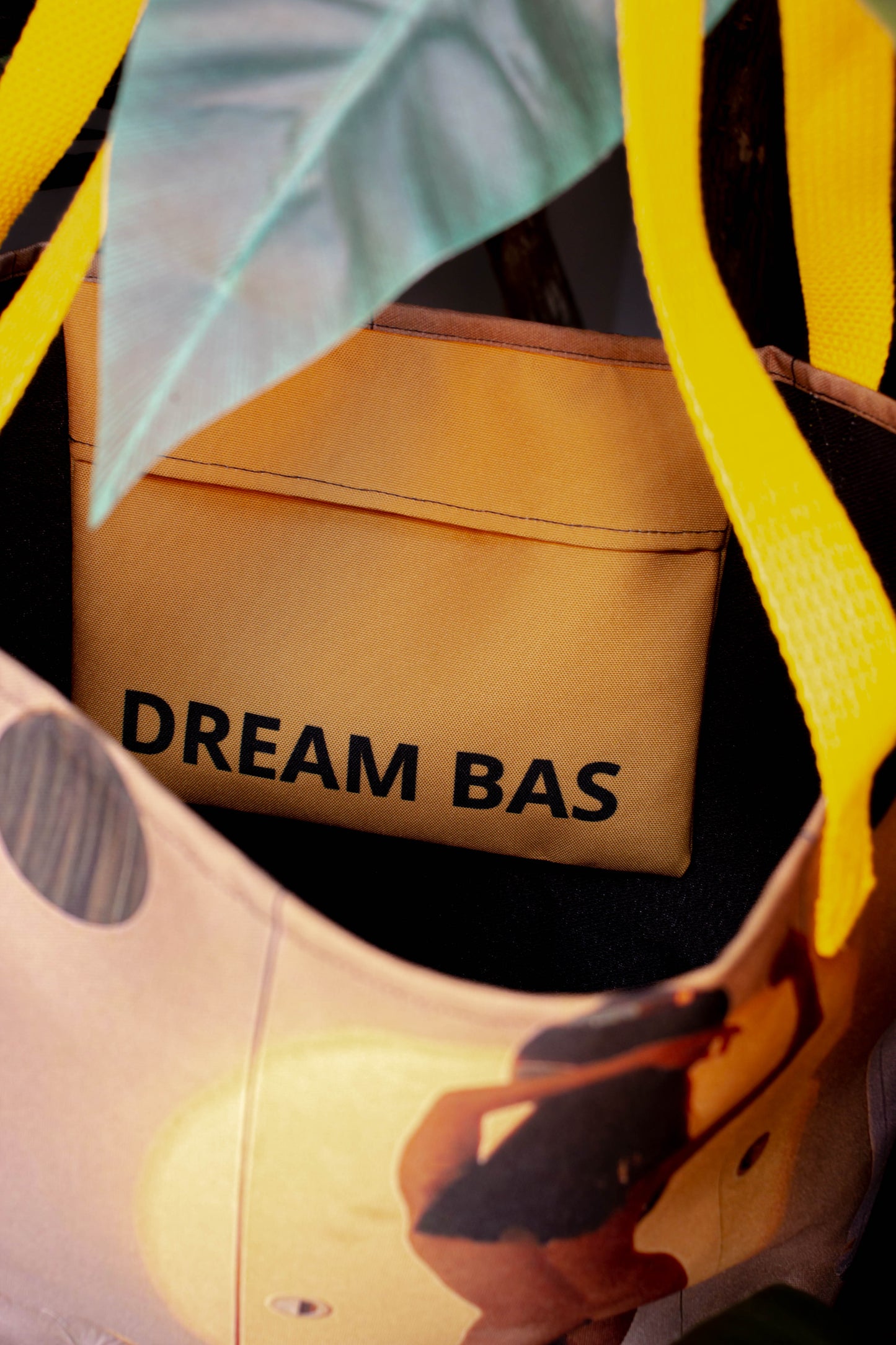 DREAMBAS TOTE BAG